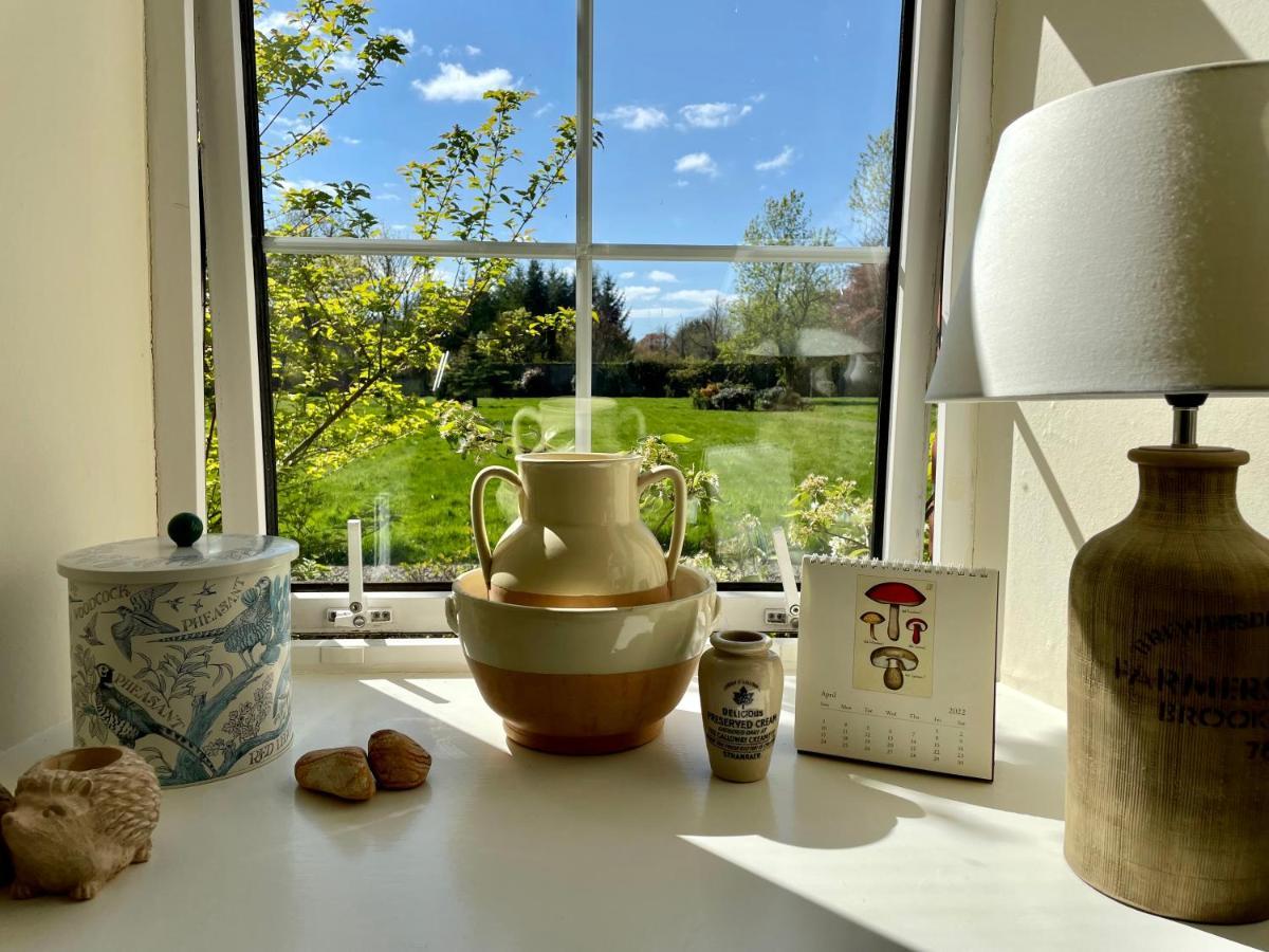 Carnell Country Estate & Holiday Cottages In Ayrshire Hurlford Ngoại thất bức ảnh